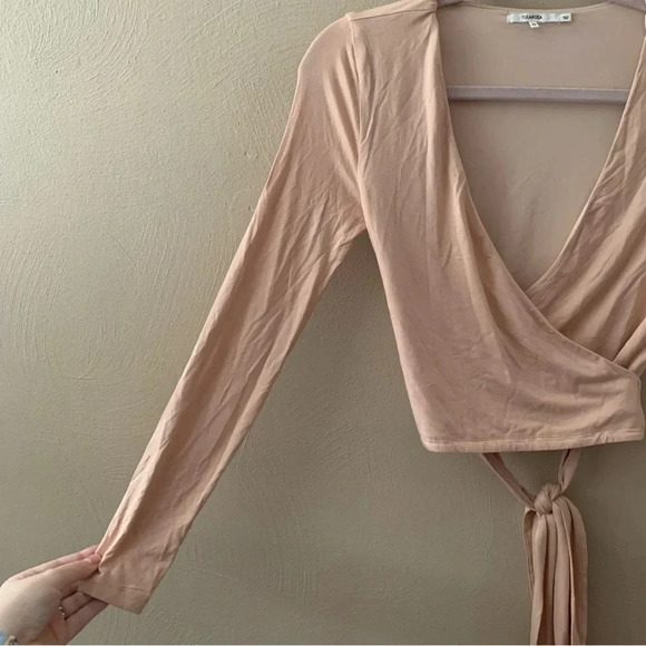 Tularosa Sheilah Wrap Top in Nude Size XS Revolve - Picture 5 of 11